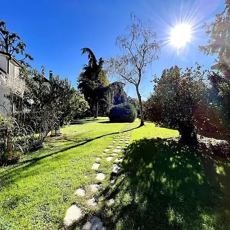 Un Posto Da Sogno Con Parco Privato A Διαμέρισμα *